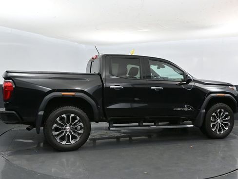 Used 2024 GMC Canyon Denali AWD/4WD image 4