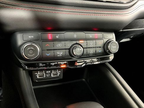 Used 2026 Dodge Durango GT AWD/4WD image 15