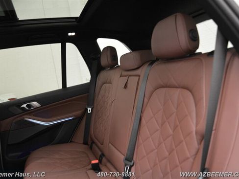Used 2023 BMW X5 xDrive40i w/ M Sport Package AWD/4WD image 29