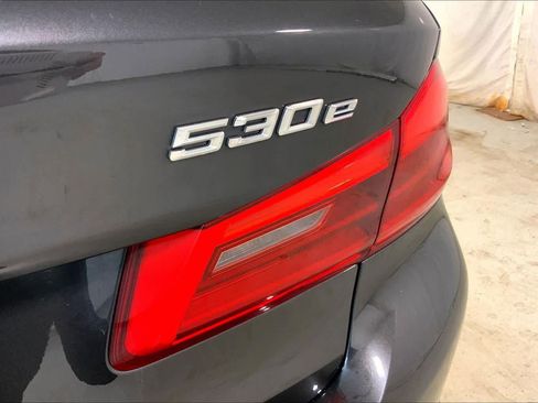 Used 2018 BMW 530e xDrive image 10