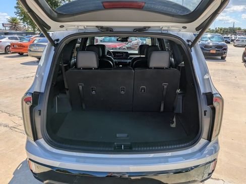 Certified 2024 Kia Telluride EX X-Line AWD/4WD image 12