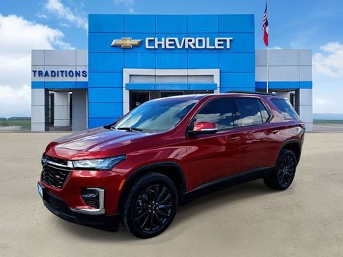 Used 2024 Chevrolet Traverse RS FWD image 5