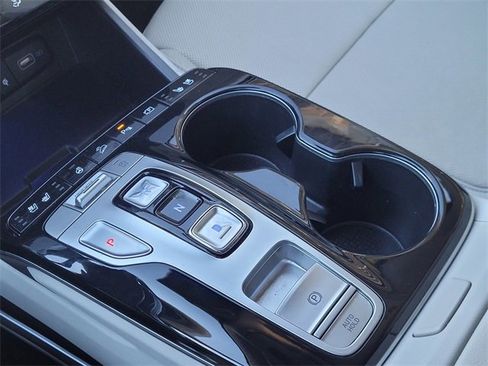 Used 2024 Hyundai Tucson Limited image 12