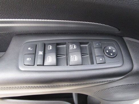 Used 2020 Dodge Durango GT w/ Blacktop Package image 11