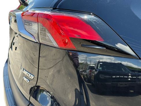 Used 2020 Toyota RAV4 Limited AWD/4WD image 35