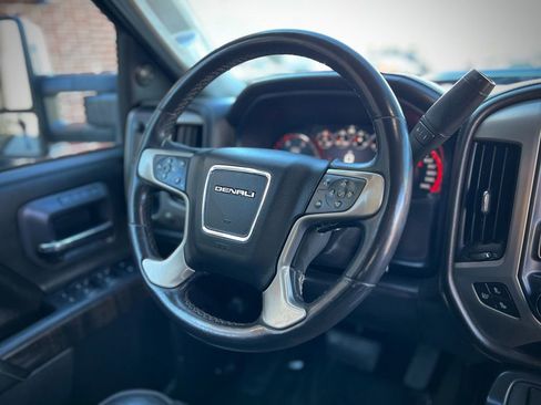 Used 2015 GMC Sierra 3500 Denali w/ Duramax Plus Package image 11