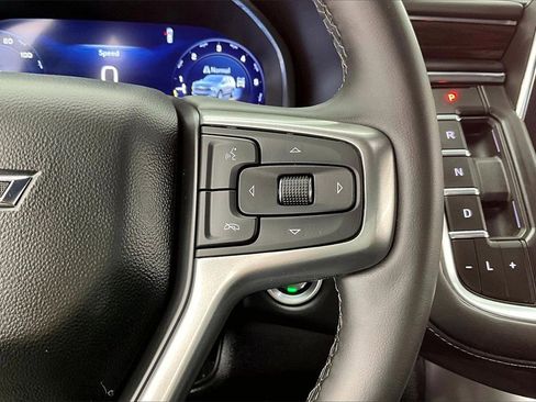 Used 2024 Chevrolet Tahoe Z71 w/ Luxury Package image 19