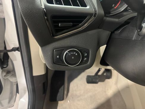 Used 2015 Ford Escape Titanium w/ Equipment Group 301A FWD image 34