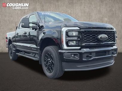 Used 2025 Ford F350 XLT w/ Black Appearance Package