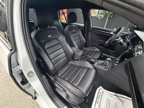 Used 2019 Volkswagen Golf R 4-Door AWD/4WD image 21