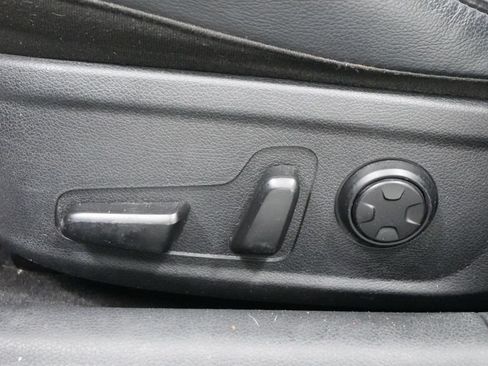 Used 2018 Kia Stinger RWD image 15