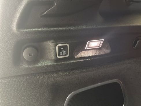 Used 2023 Jeep Grand Cherokee L Summit w/ Luxury Tech Group V RWD image 25