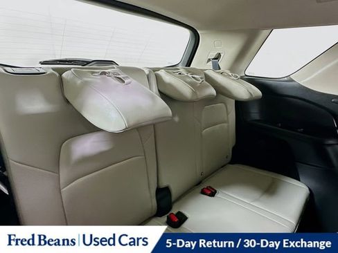 Certified 2024 Nissan Pathfinder SL w/ Black Appearance Package image 29