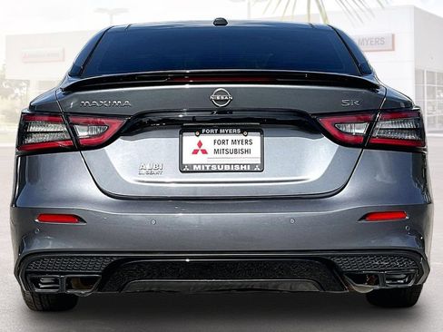 Used 2023 Nissan Maxima SR FWD image 16