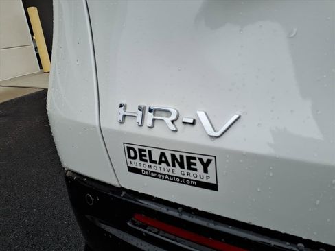 Certified 2025 Honda HR-V EX-L image 11