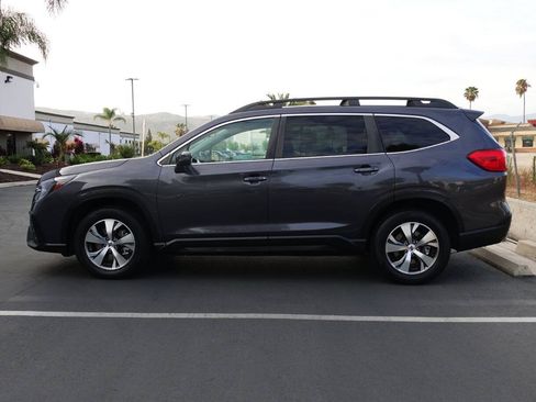 Used 2023 Subaru Ascent Premium w/ Convenience Package AWD/4WD image 8