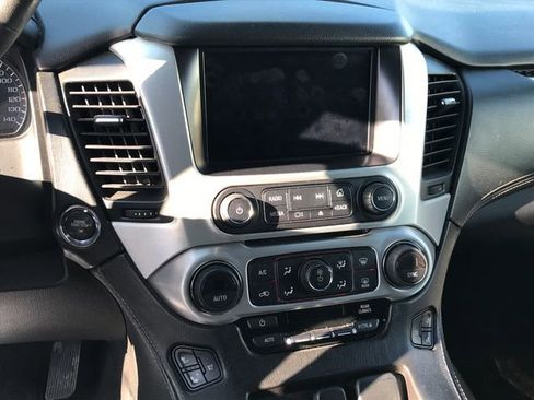 Used 2015 GMC Yukon SLT image 7