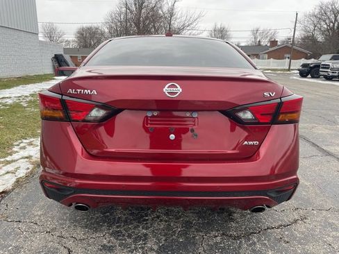 Used 2019 Nissan Altima 2.5 SV image 12