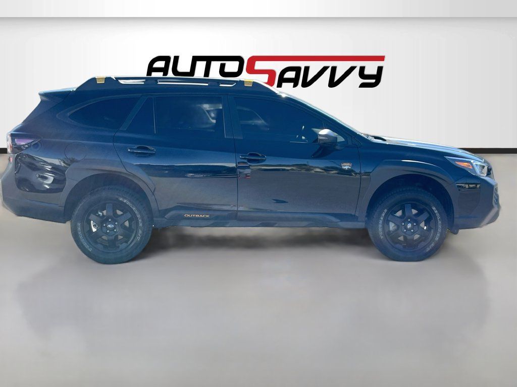 Used 2025 Subaru Outback Wilderness AWD/4WD image 8