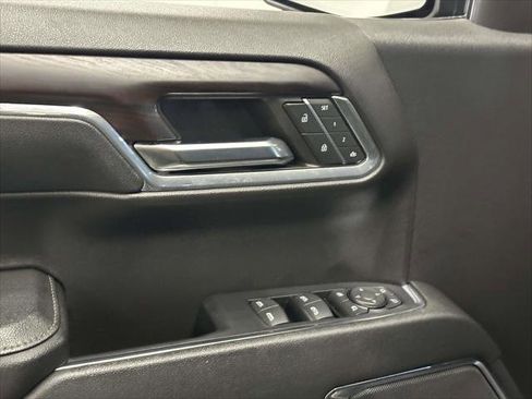 Certified 2024 GMC Sierra 1500 SLT image 16