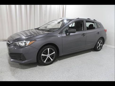 Used 2022 Subaru Impreza 2.0i Premium AWD/4WD image 3
