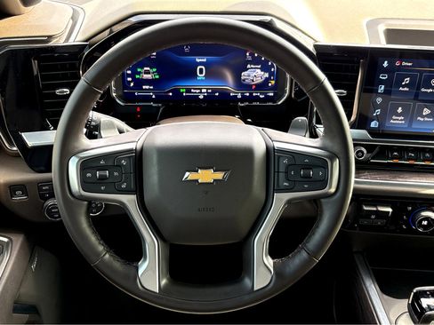 Used 2025 Chevrolet Silverado 1500 LTZ w/ Z71 Off-Road Package image 13