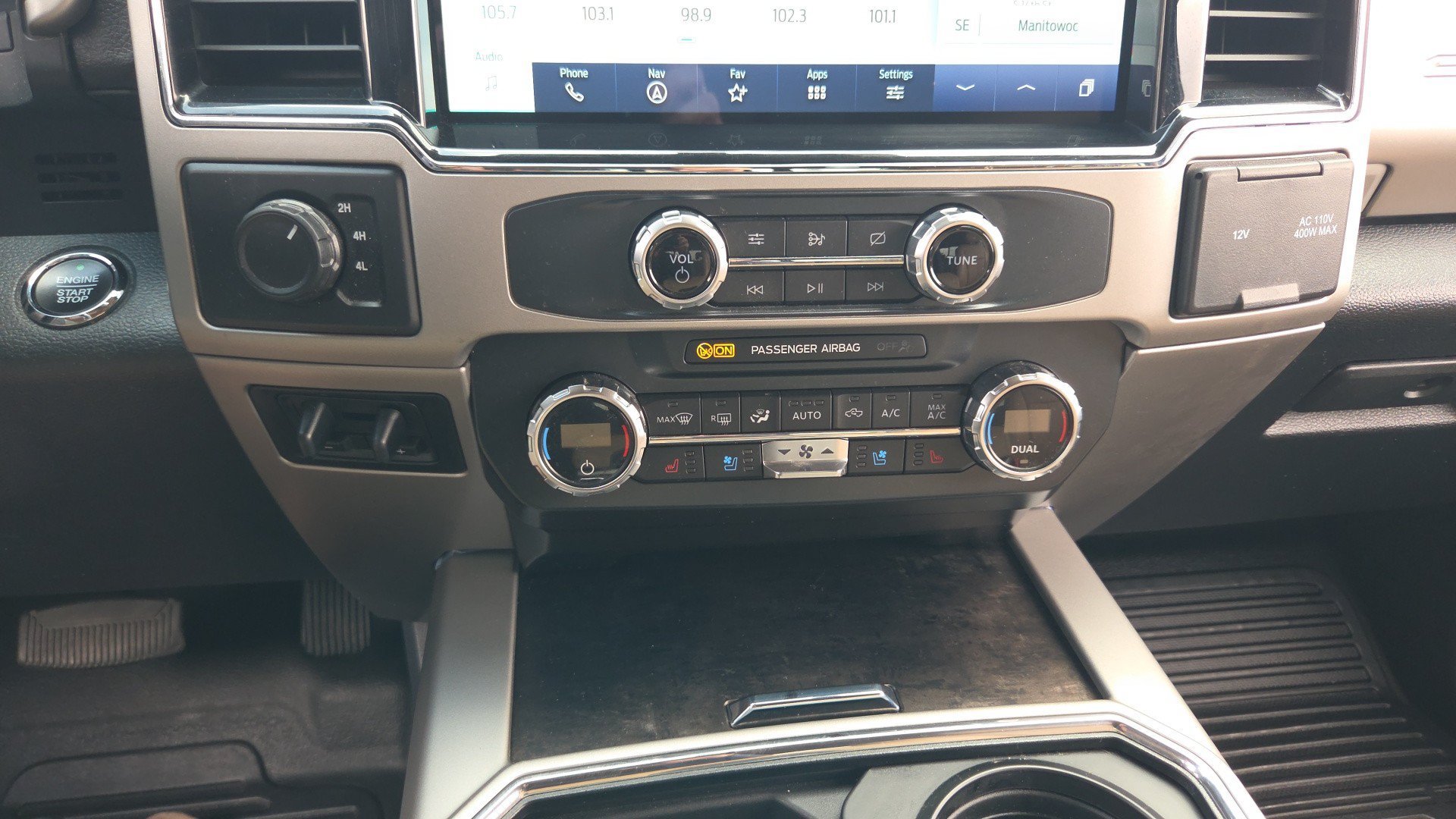 Used 2022 Ford F250 Lariat w/ Lariat Ultimate Package AWD/4WD image 14