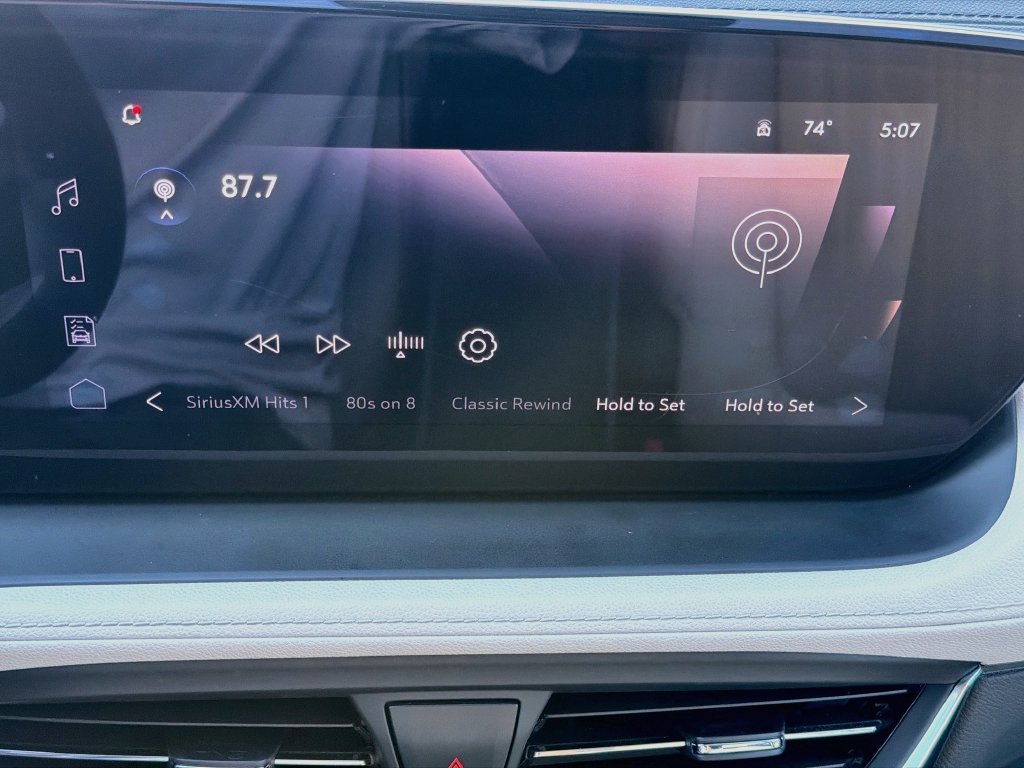 Used 2024 Buick Encore GX Avenir AWD/4WD image 28