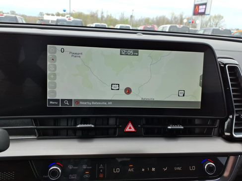 Used 2024 Kia Sportage EX image 15