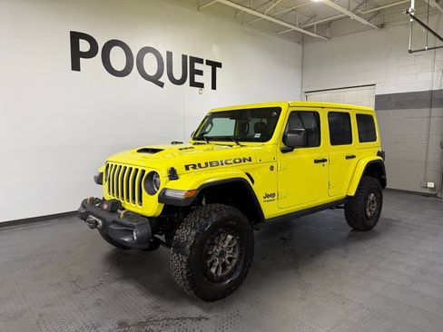 Used 2022 Jeep Wrangler Unlimited Rubicon w/ Trailer Tow Package AWD/4WD image 2