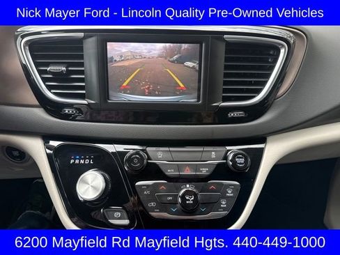 Used 2024 Chrysler Voyager LX image 20