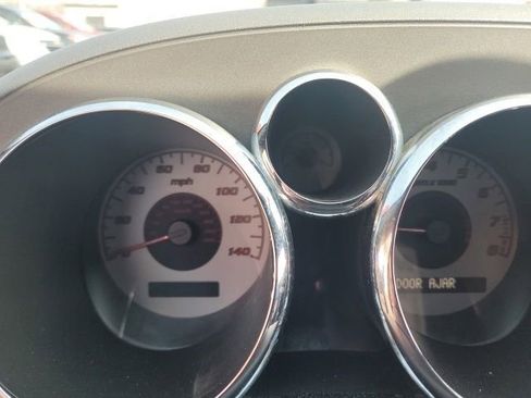 Used 2006 Pontiac Solstice Convertible w/ Premium Package image 20