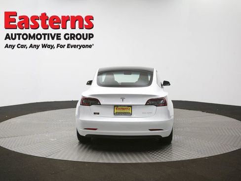 Used 2022 Tesla Model 3 Long Range AWD/4WD image 34