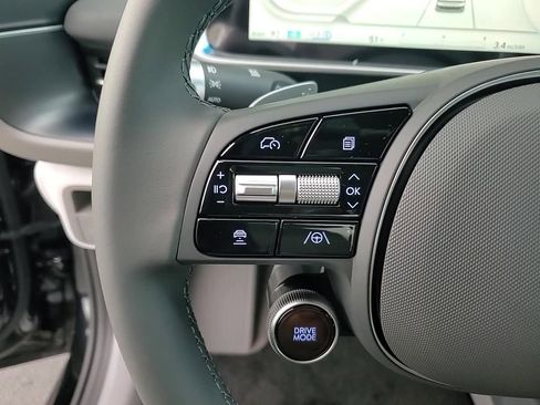 New 2025 Hyundai Ioniq 6 SEL image 16