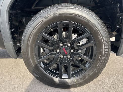 New 2026 GMC Sierra 1500 Elevation image 31