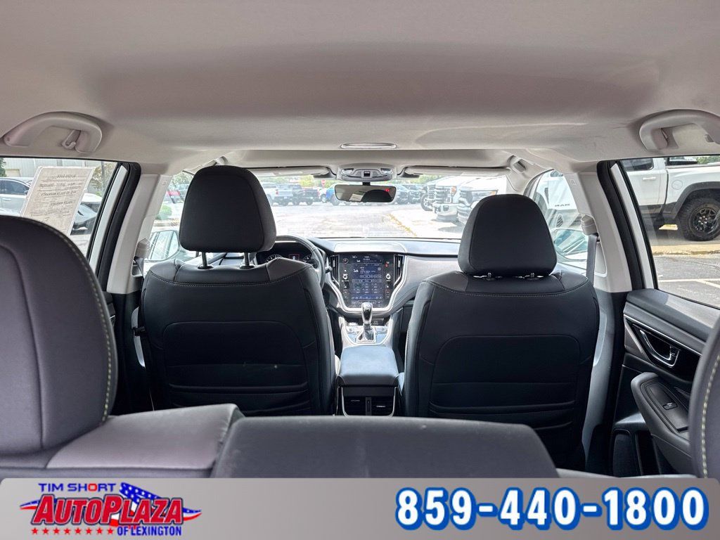 Used 2024 Subaru Outback Onyx Edition AWD/4WD image 37