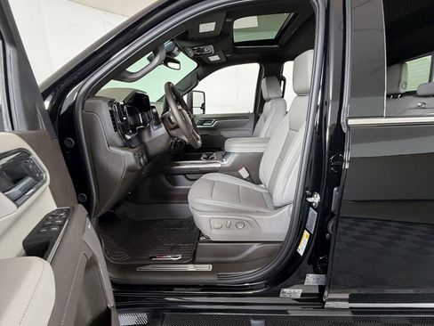New 2026 Chevrolet Silverado 3500 LTZ w/ LTZ Texas Edition AWD/4WD image 8