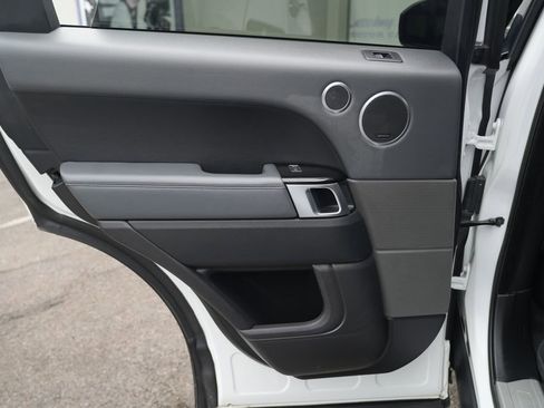 Used 2015 Land Rover Range Rover Sport HSE AWD/4WD image 28