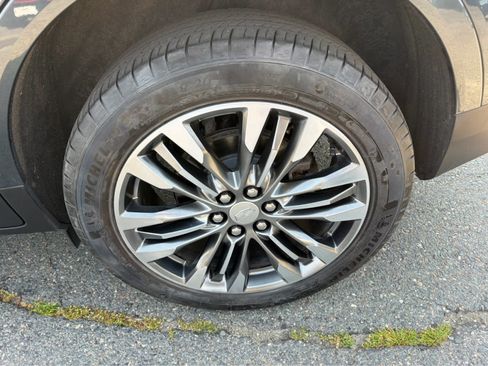 Used 2019 Cadillac XT5 Luxury AWD/4WD image 26