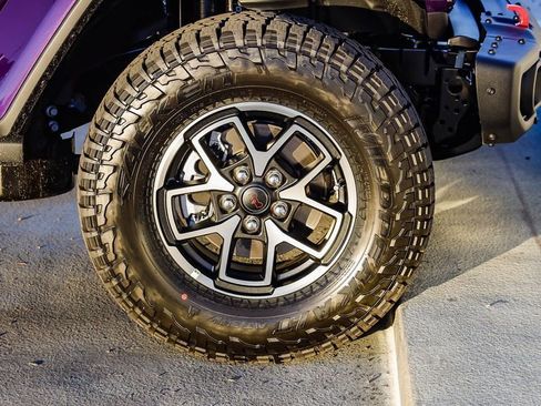 New 2026 Jeep Gladiator Rubicon image 11