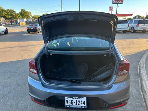 Used 2019 Hyundai Elantra SEL w/ Cargo Package image 6