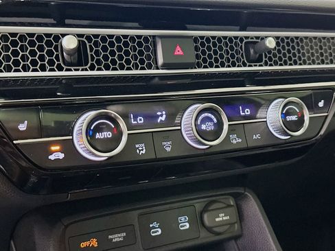 Used 2025 Honda Civic Sport Touring image 17