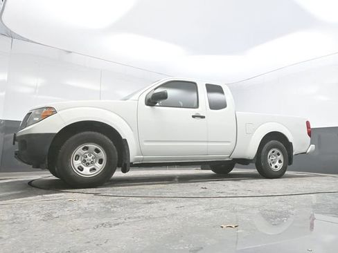 Used 2019 Nissan Frontier S image 27
