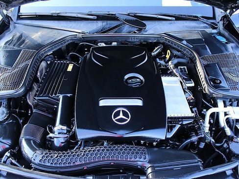 Used 2017 Mercedes-Benz C 300 Sedan image 22