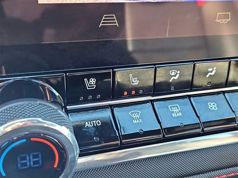 Certified 2025 Chevrolet Colorado Z71 w/ Z71 Convenience Package 2 image 21