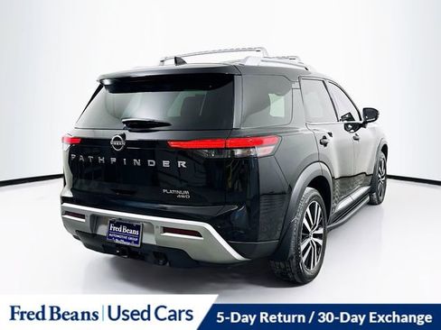 Used 2023 Nissan Pathfinder Platinum image 8