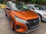 Used 2023 Nissan Kicks SV image 2
