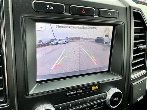 Used 2019 Ford Expedition Max Limited RWD image 30