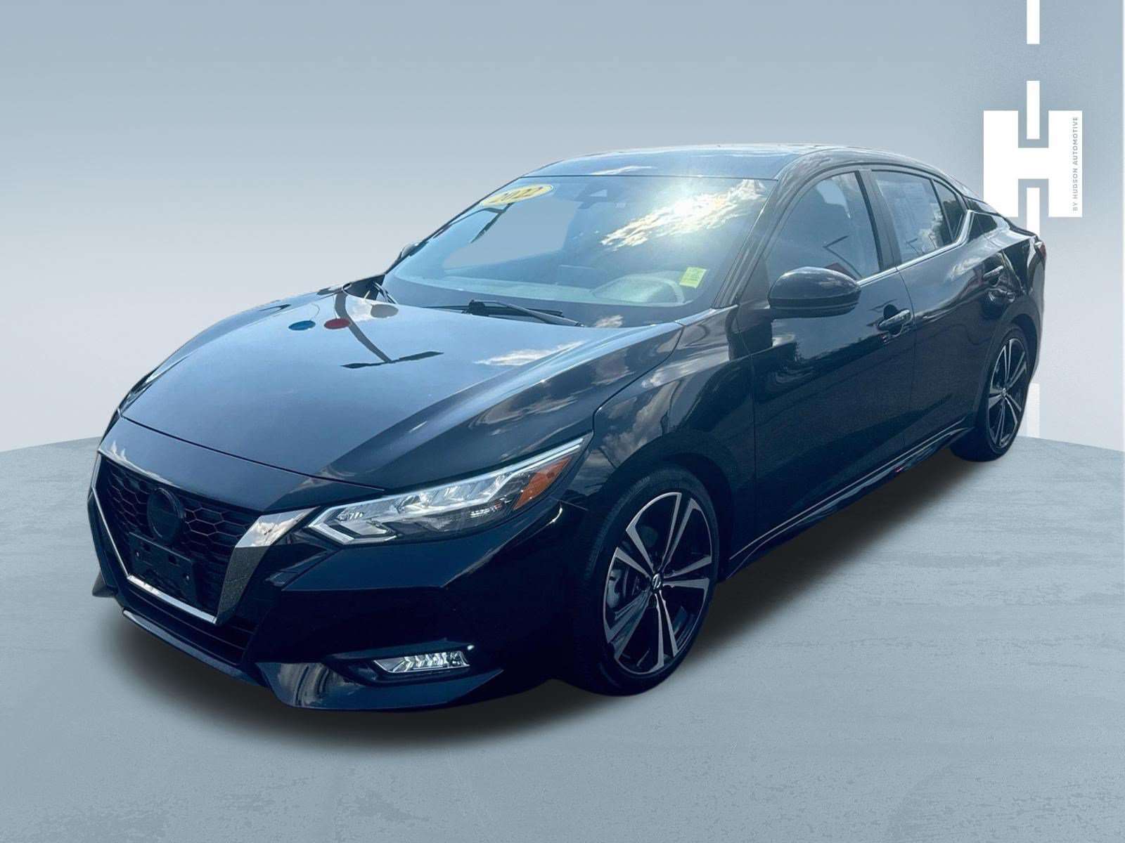 Used 2022 Nissan Sentra SR w/ Electronics Package FWD image 3