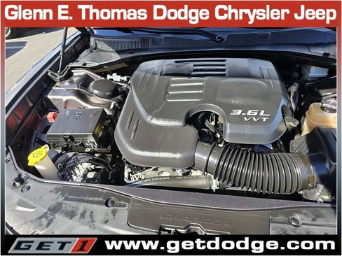 Used 2020 Dodge Charger SXT w/ Blacktop Package image 16